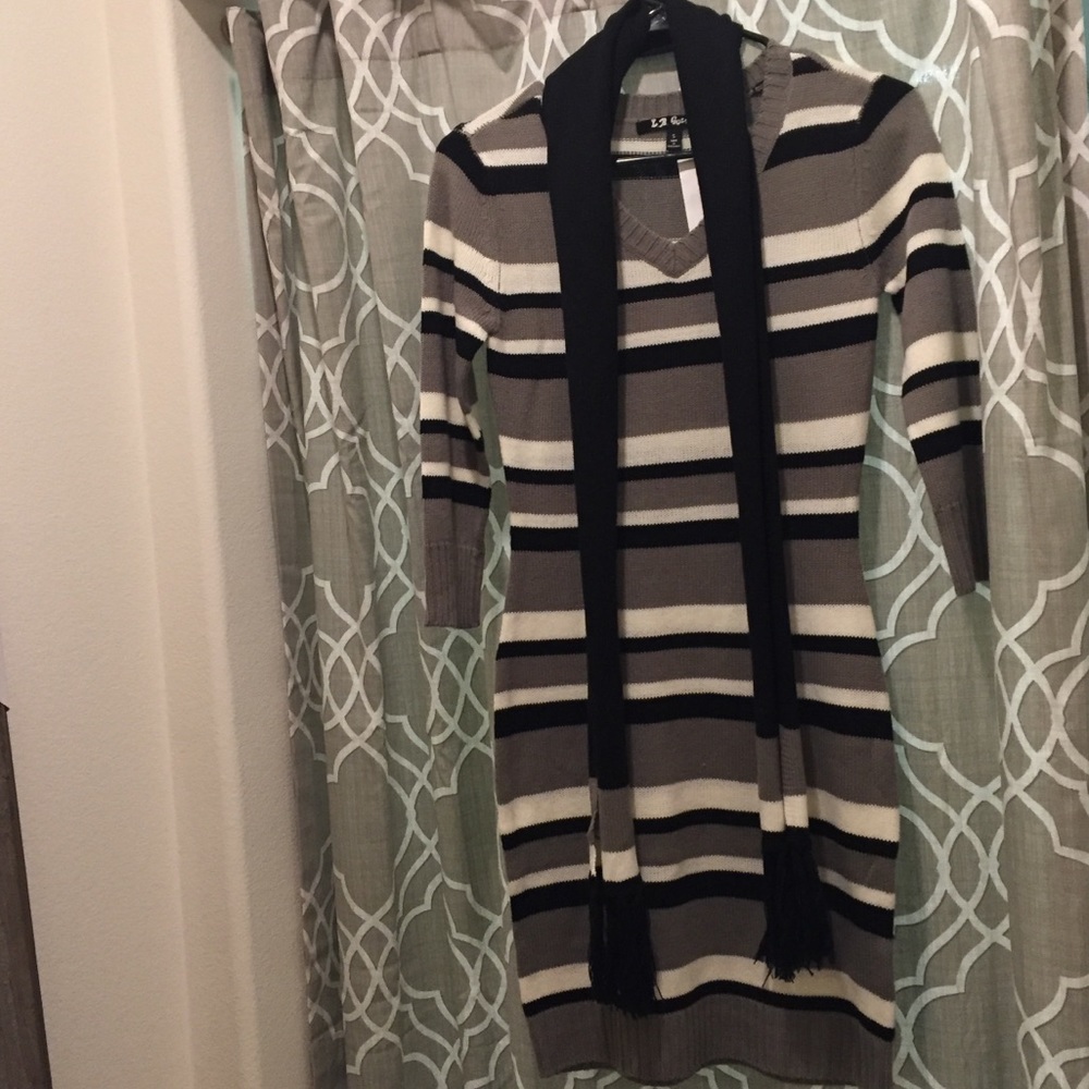 L.A. Gold Stripped Dress NTW